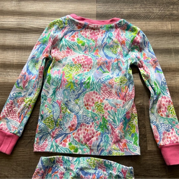 Lilly Pulitzer Pottery Barn Mermaid Cove snug 100% organic cotton pajamas size 4 - Picture 5 of 14